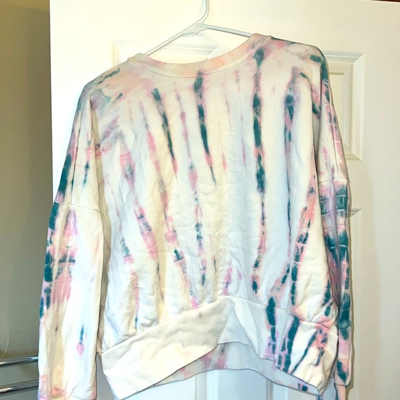 Sweatshirt - Picture 1 of 4